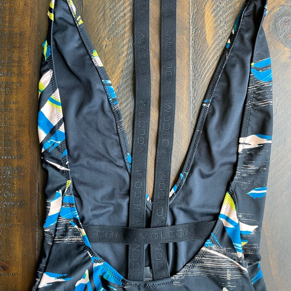 Volcom Brand New w/ Tags One Piece Swim - Picture 5 of 7
